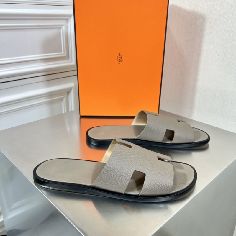 H**mes slippers